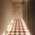 Ray's 2 - Stylish With Balcony Apartmán