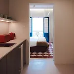 Apartmán Ray's 2 - Stylish With Balcony *