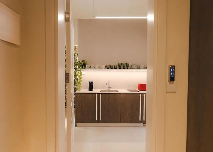 Ray's 2 - Stylish With Balcony Lejlighed Valletta