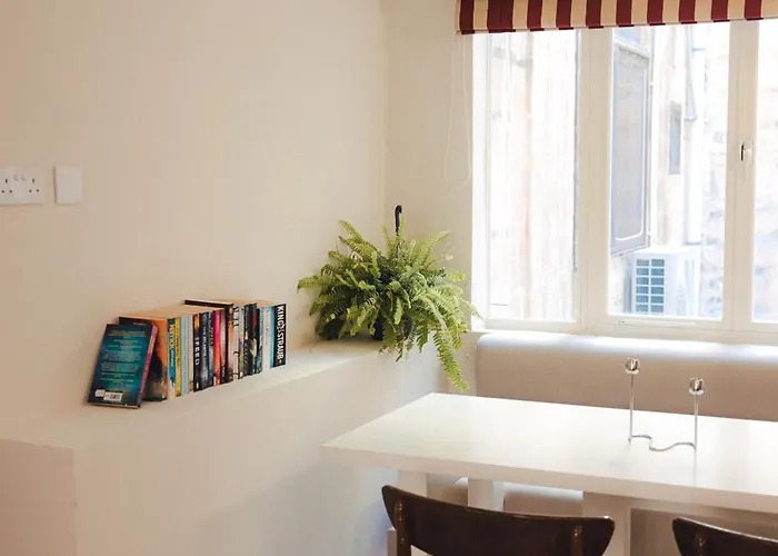 Apartamento Ray's 2 - Stylish With Balcony *